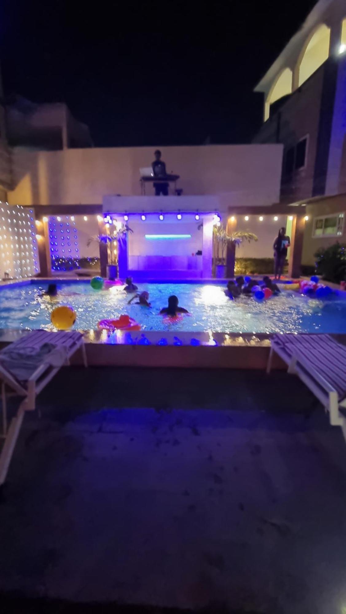 Mokaa Residence Hoteliere โลเม ภายนอก รูปภาพ