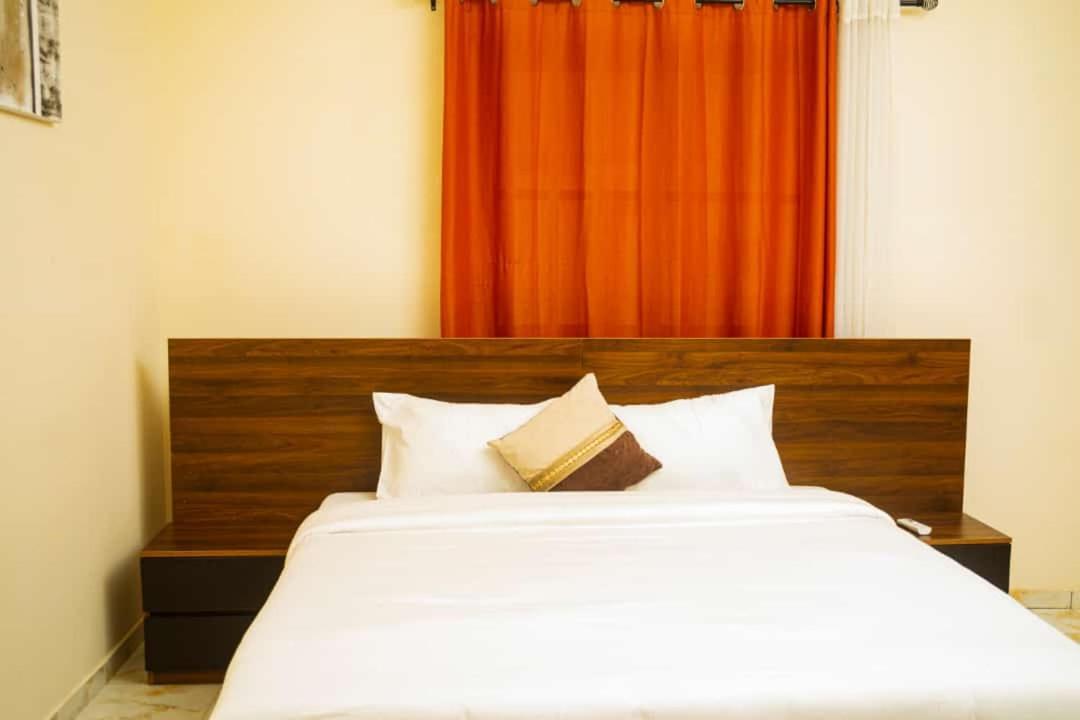 Mokaa Residence Hoteliere โลเม ภายนอก รูปภาพ